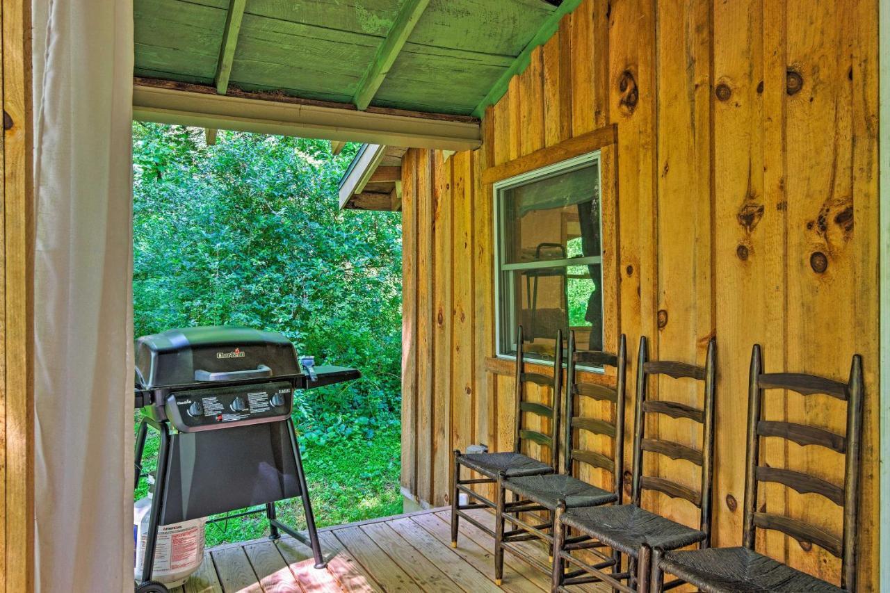 הוילה Cozy And Charming Asheville Cabin 5 Mi To Downtown! מראה חיצוני תמונה