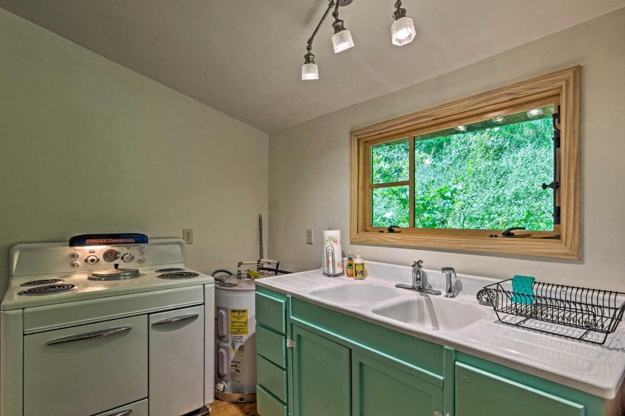 הוילה Cozy And Charming Asheville Cabin 5 Mi To Downtown! מראה חיצוני תמונה